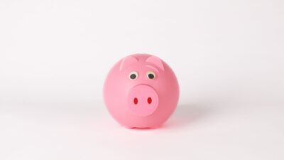 Educación financiera para niños: enseñarles a manejar su domingo